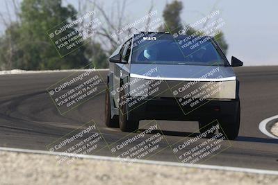 media/Nov-08-2025-Speed Ventures (Sat) [[1c7a6332f5]]/TC B/Session 2 (Turn 2)/